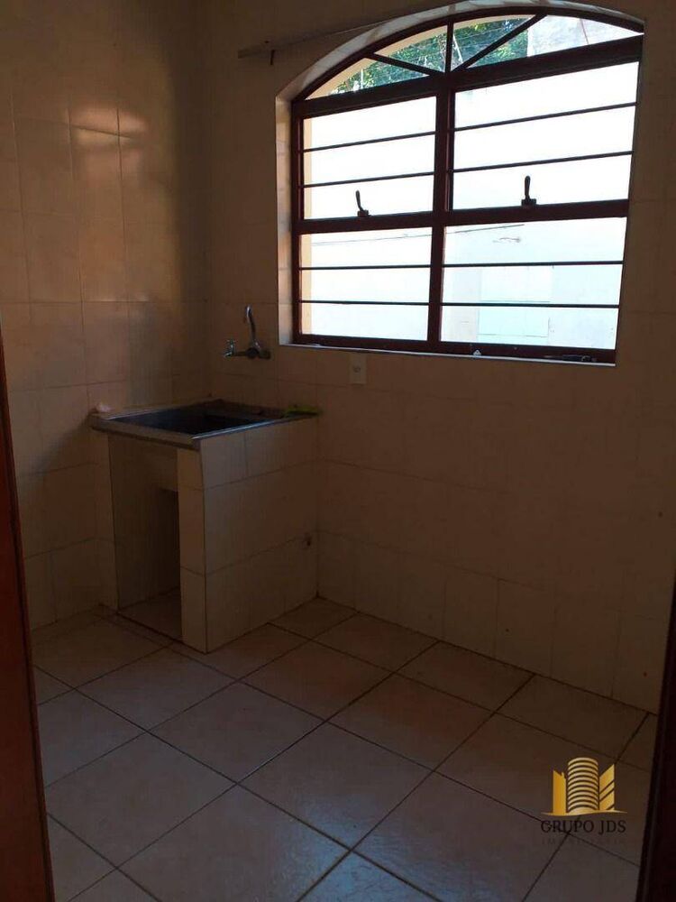 Casa, 3 quartos, 250 m² - Foto 6