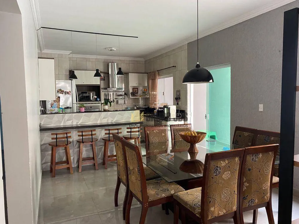 Casa, 3 quartos, 169 m² - Foto 3