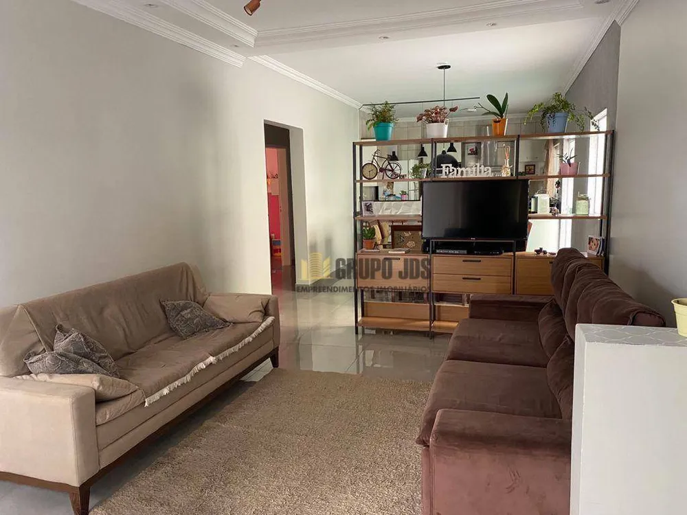 Casa, 3 quartos, 169 m² - Foto 1