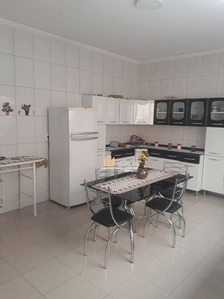 Casa, 3 quartos, 360 m² - Foto 3