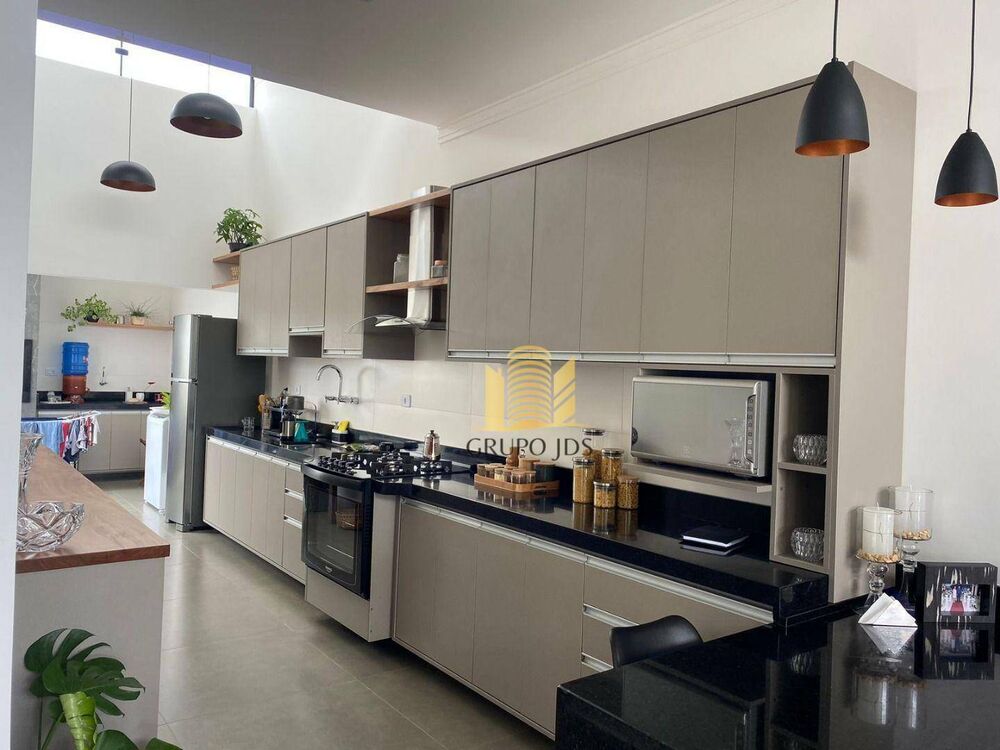 Casa, 3 quartos, 124 m² - Foto 1