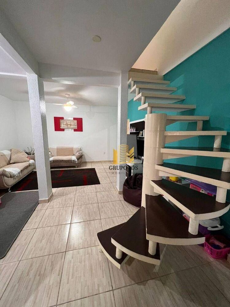 Casa, 2 quartos, 160 m² - Foto 3