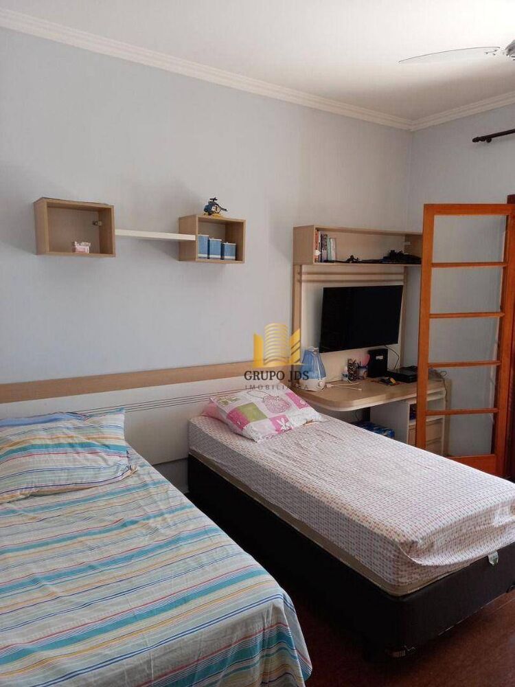 Casa, 3 quartos, 280 m² - Foto 29
