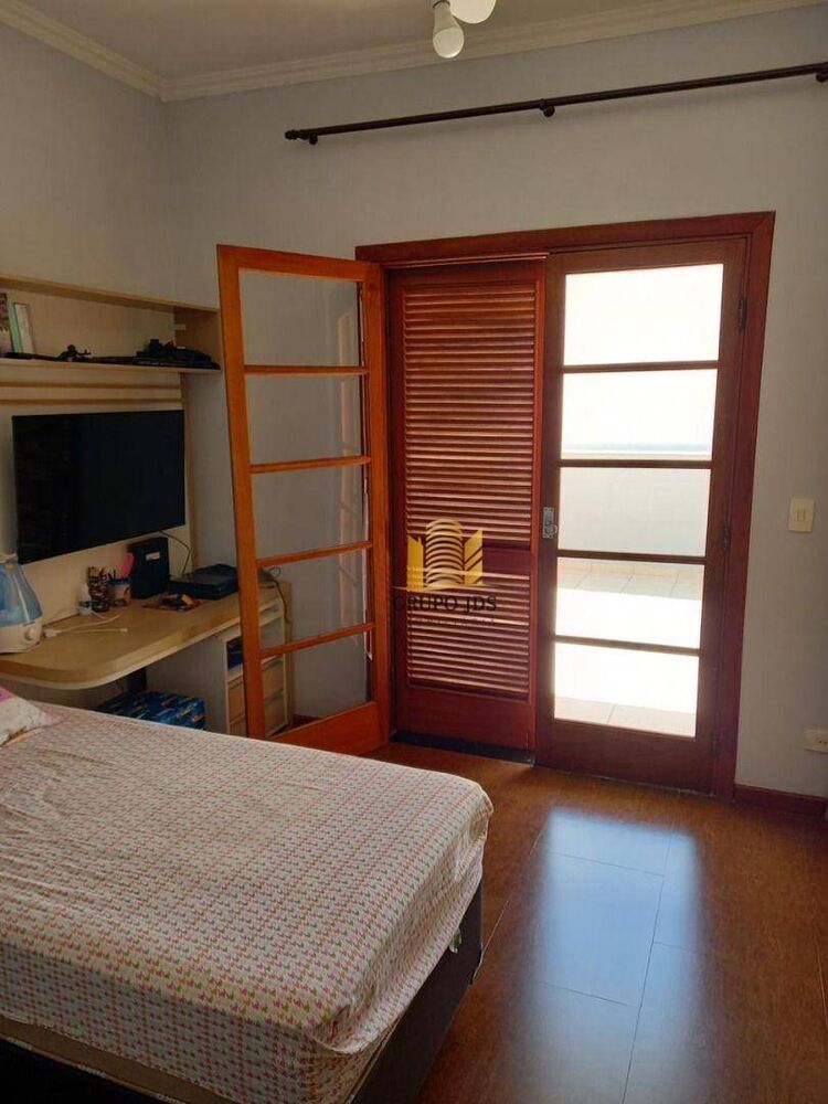 Casa, 3 quartos, 280 m² - Foto 28