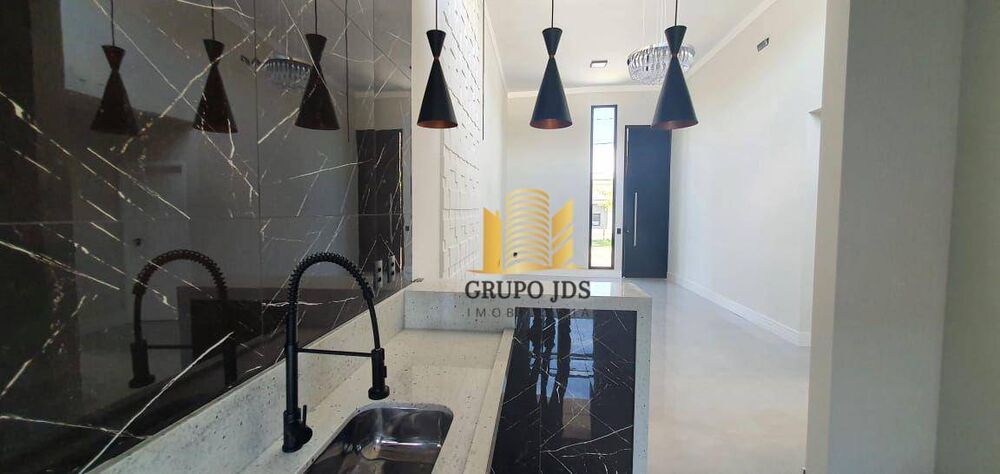 Casa, 3 quartos, 107 m² - Foto 2