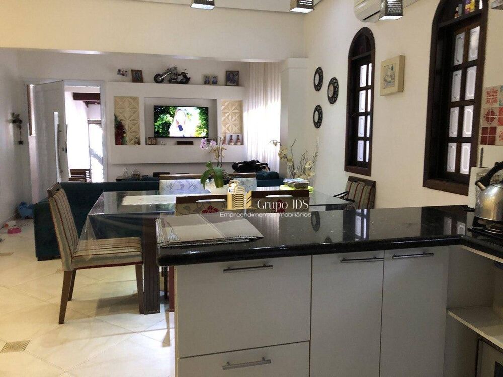 Casa, 3 quartos, 201 m² - Foto 6