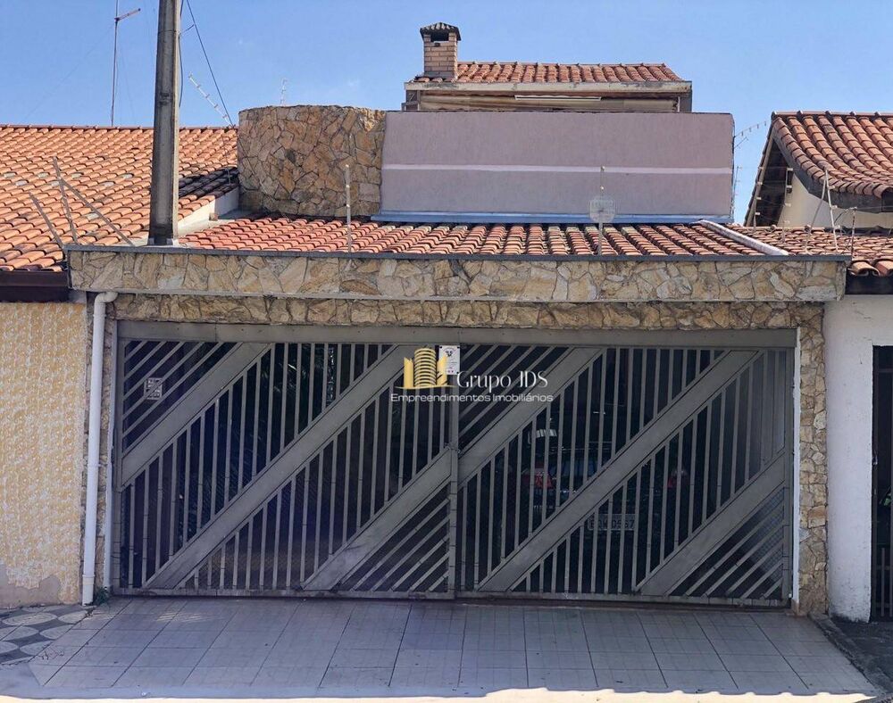 Casa, 3 quartos, 201 m² - Foto 1