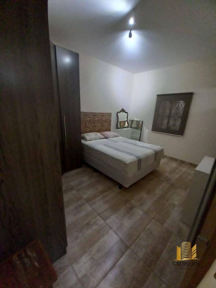 Casa, 3 quartos, 270 m² - Foto 13