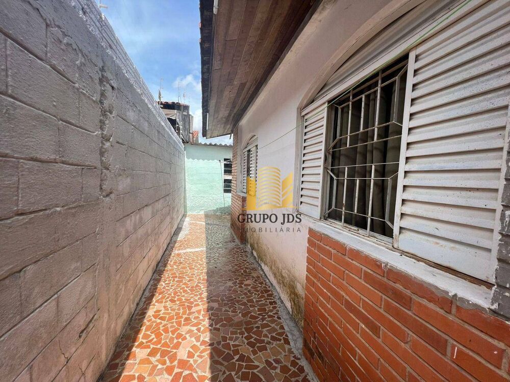 Casa à venda com 3 quartos, 70m² - Foto 22