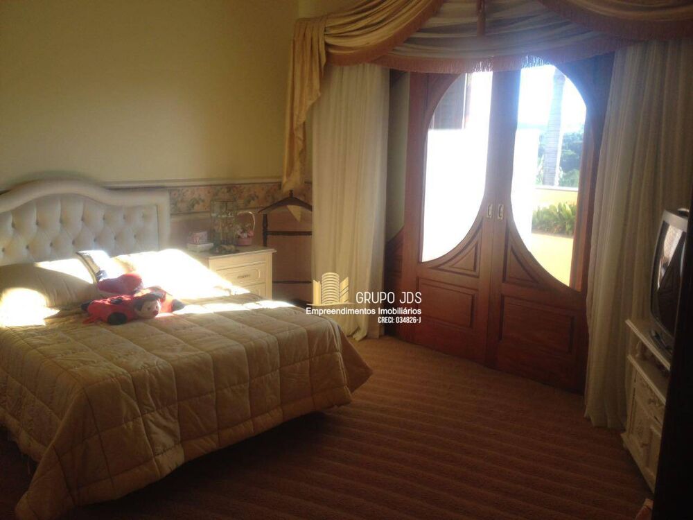 Casa, 6 quartos, 1300 m² - Foto 6