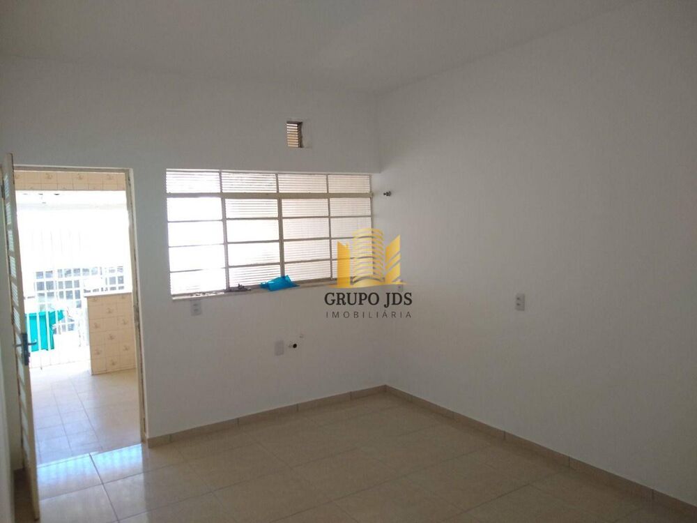 Casa, 3 quartos, 156 m² - Foto 4