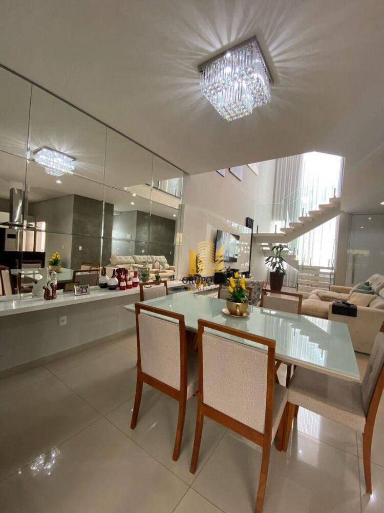 Casa, 3 quartos, 225 m² - Foto 4