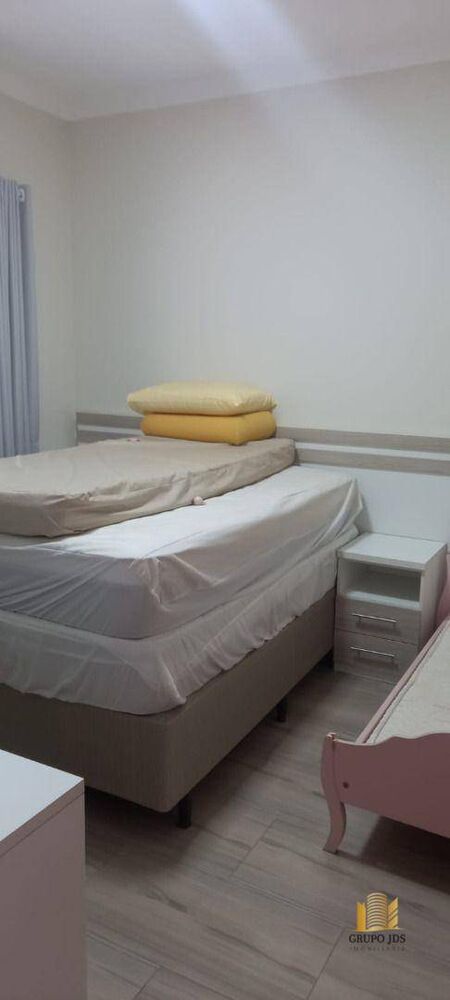 Casa, 4 quartos, 250 m² - Foto 8