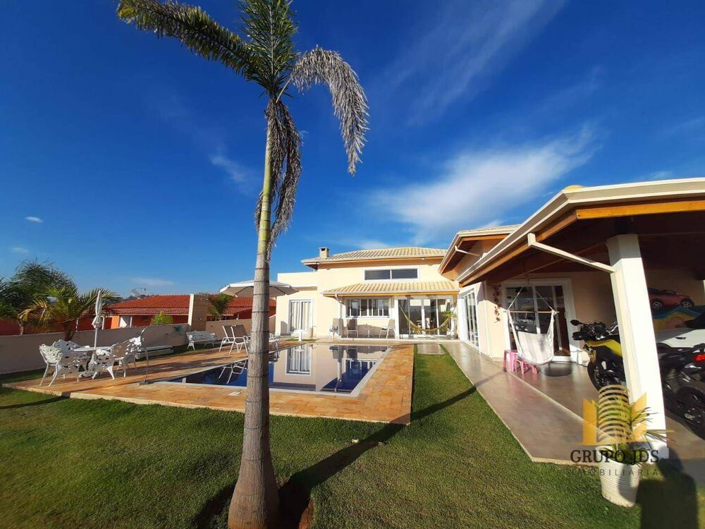 Casa, 4 quartos, 250 m² - Foto 1