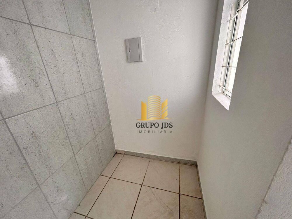 Casa à venda com 1 quarto, 90m² - Foto 11