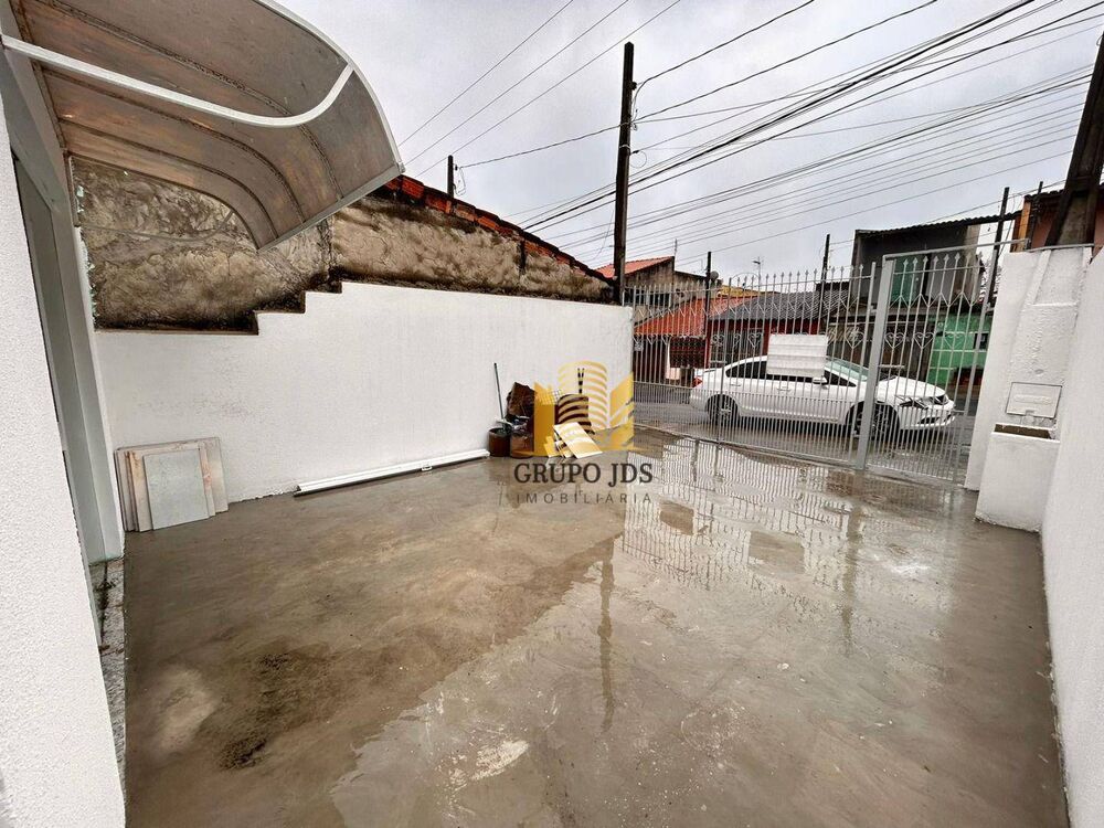 Casa à venda com 1 quarto, 90m² - Foto 3