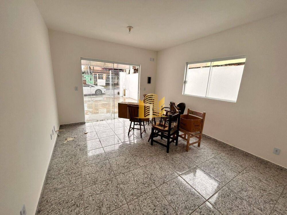 Casa à venda com 1 quarto, 90m² - Foto 4
