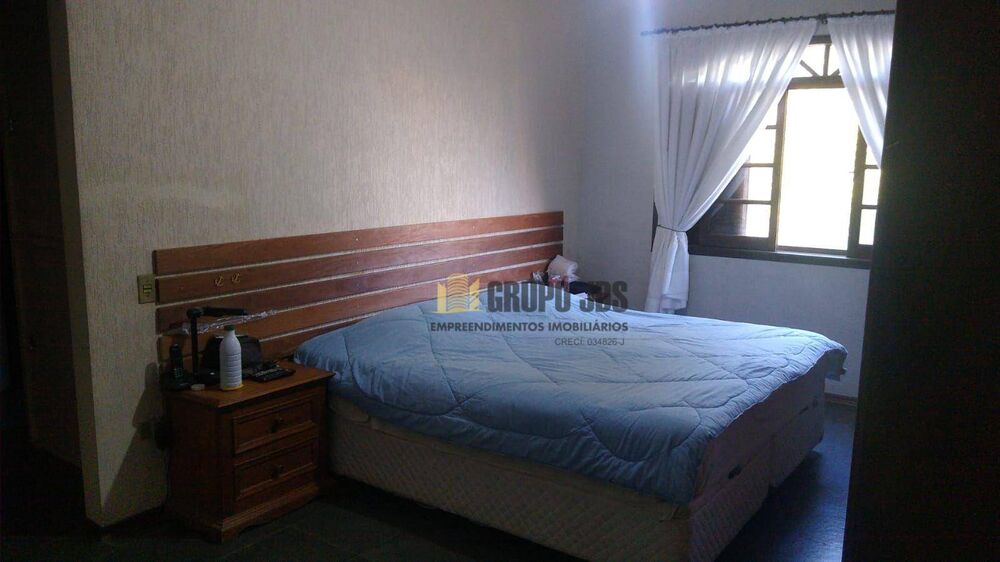 Casa, 3 quartos, 260 m² - Foto 13
