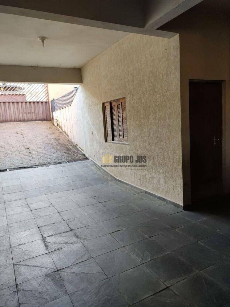 Casa, 3 quartos, 260 m² - Foto 1