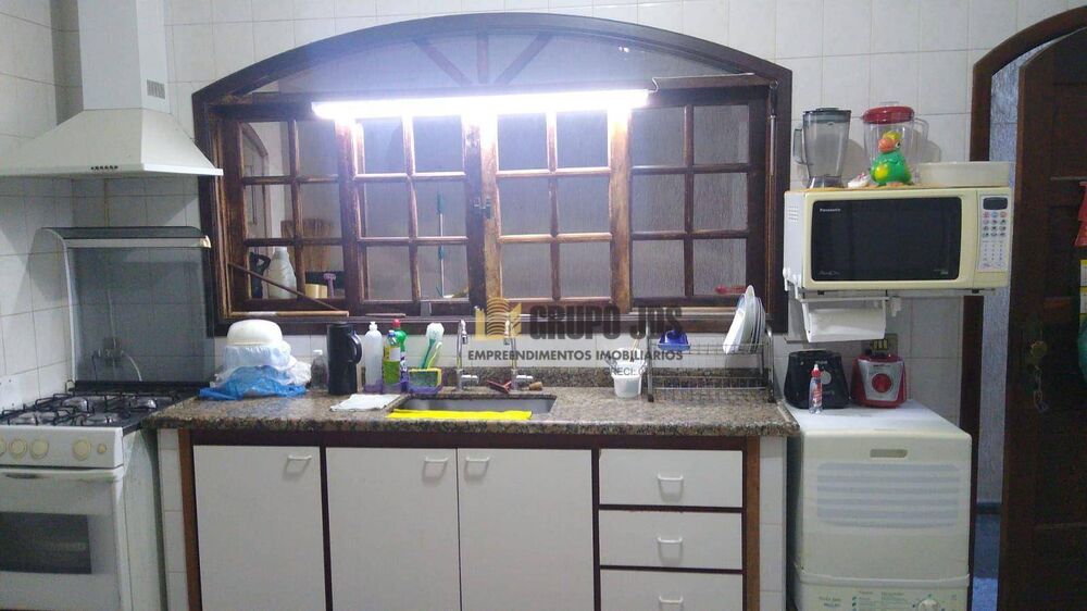 Casa, 3 quartos, 260 m² - Foto 10