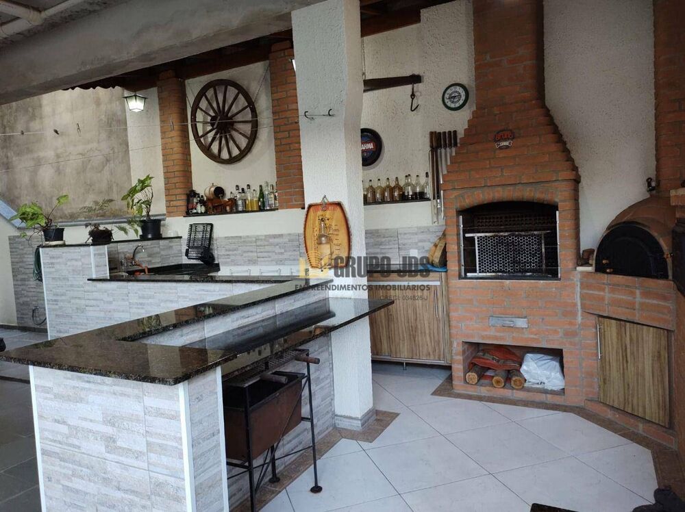 Casa, 3 quartos, 260 m² - Foto 4