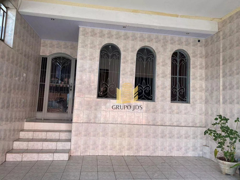 Sobrado, 3 quartos, 198 m² - Foto 2