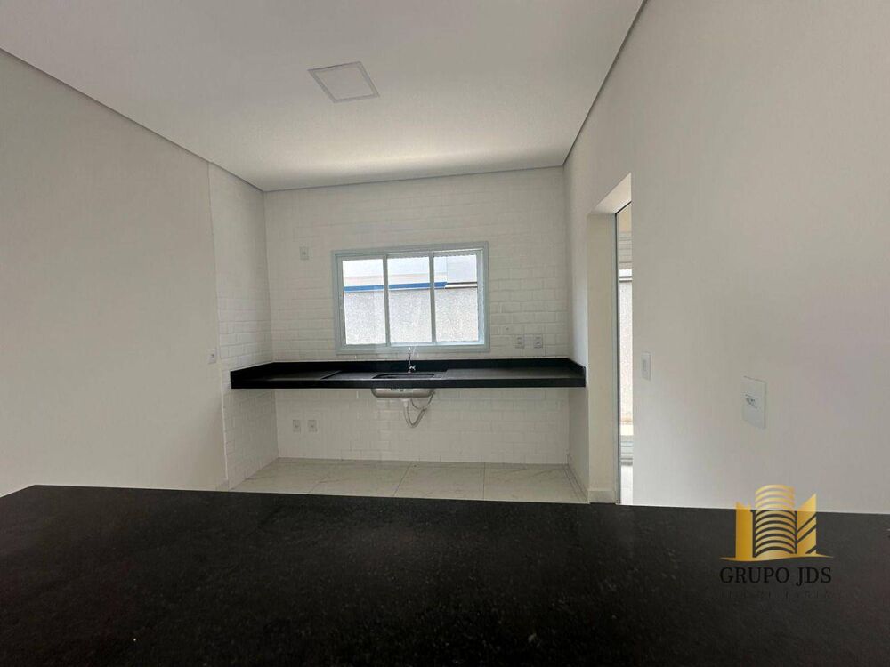 Casa, 3 quartos, 180 m² - Foto 2