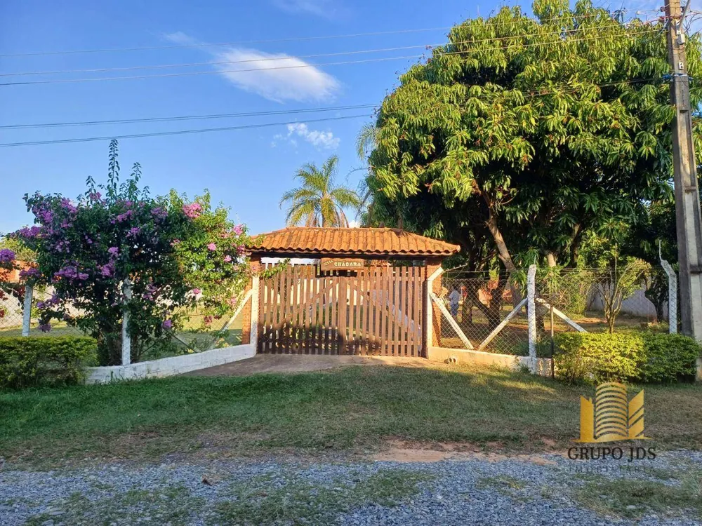 Chácara, 2 quartos, 1800 m² - Foto 1