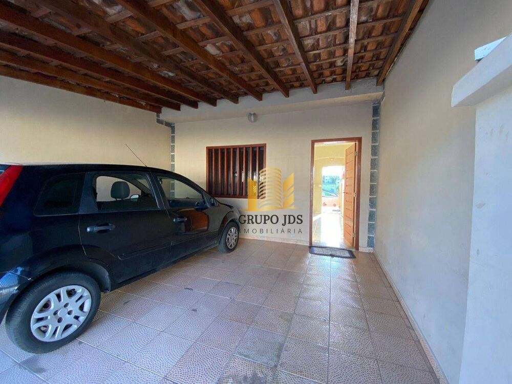 Casa à venda com 2 quartos, 95m² - Foto 2