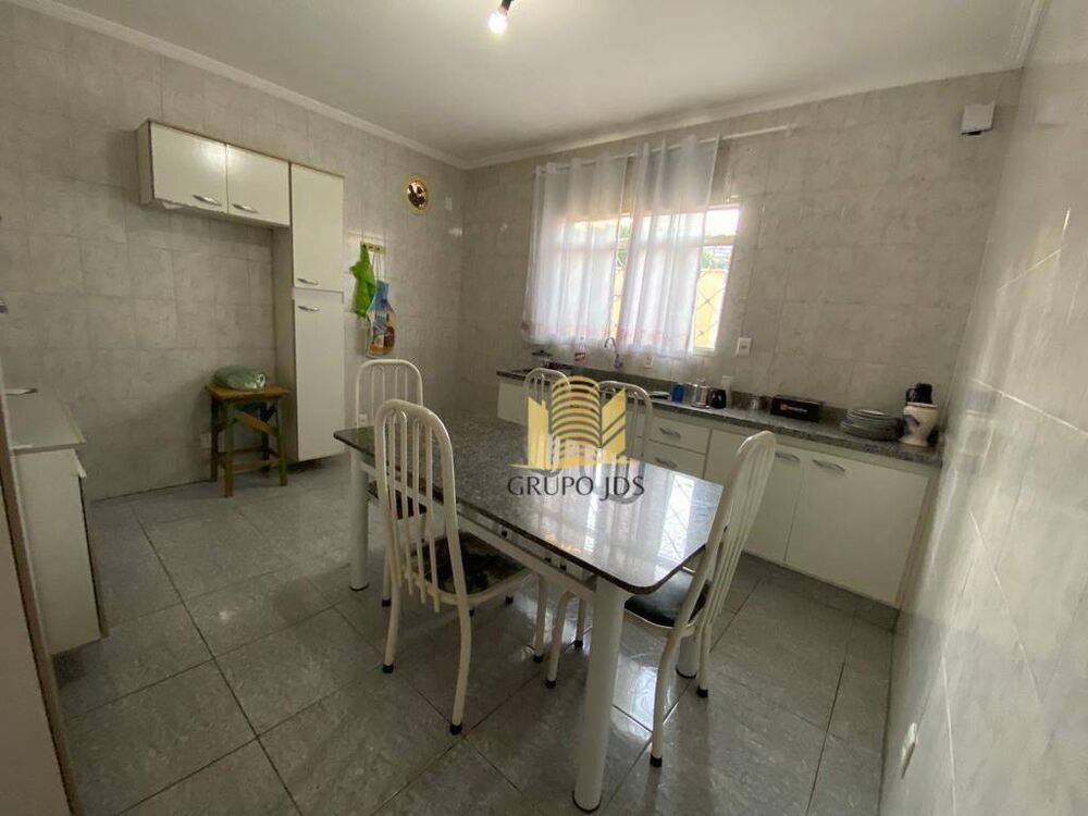Casa, 2 quartos, 190 m² - Foto 2