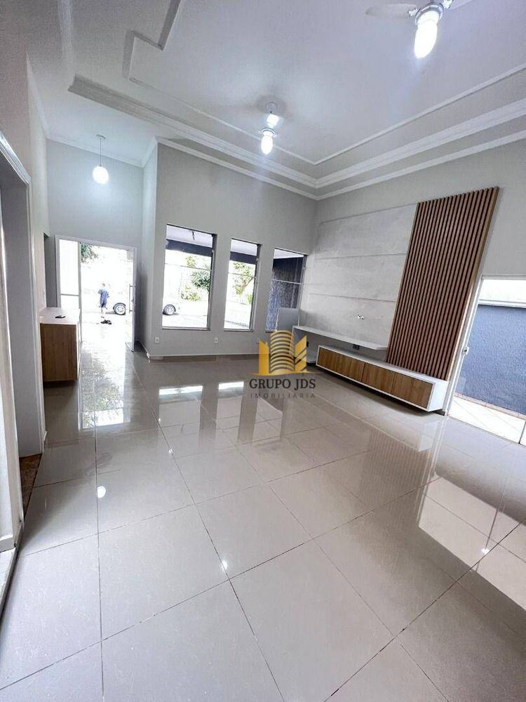 Casa, 3 quartos, 155 m² - Foto 1