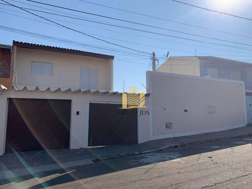 Casa, 3 quartos, 250 m² - Foto 1