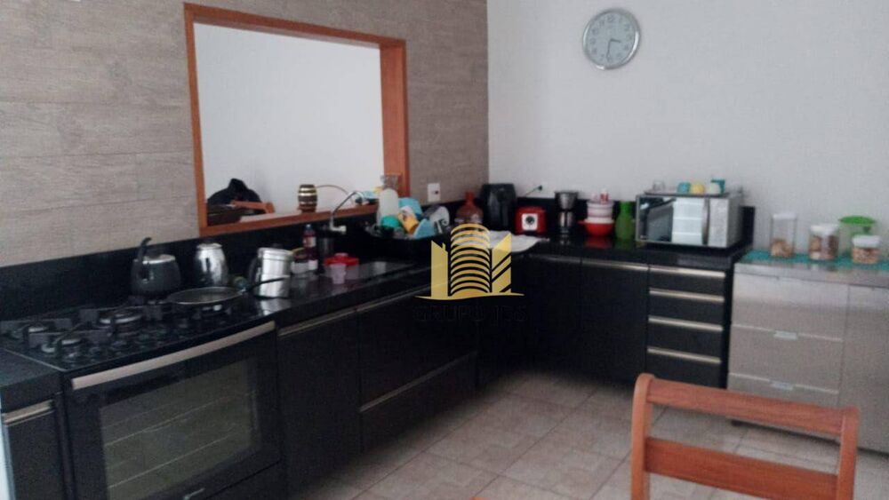 Casa, 3 quartos, 147 m² - Foto 2