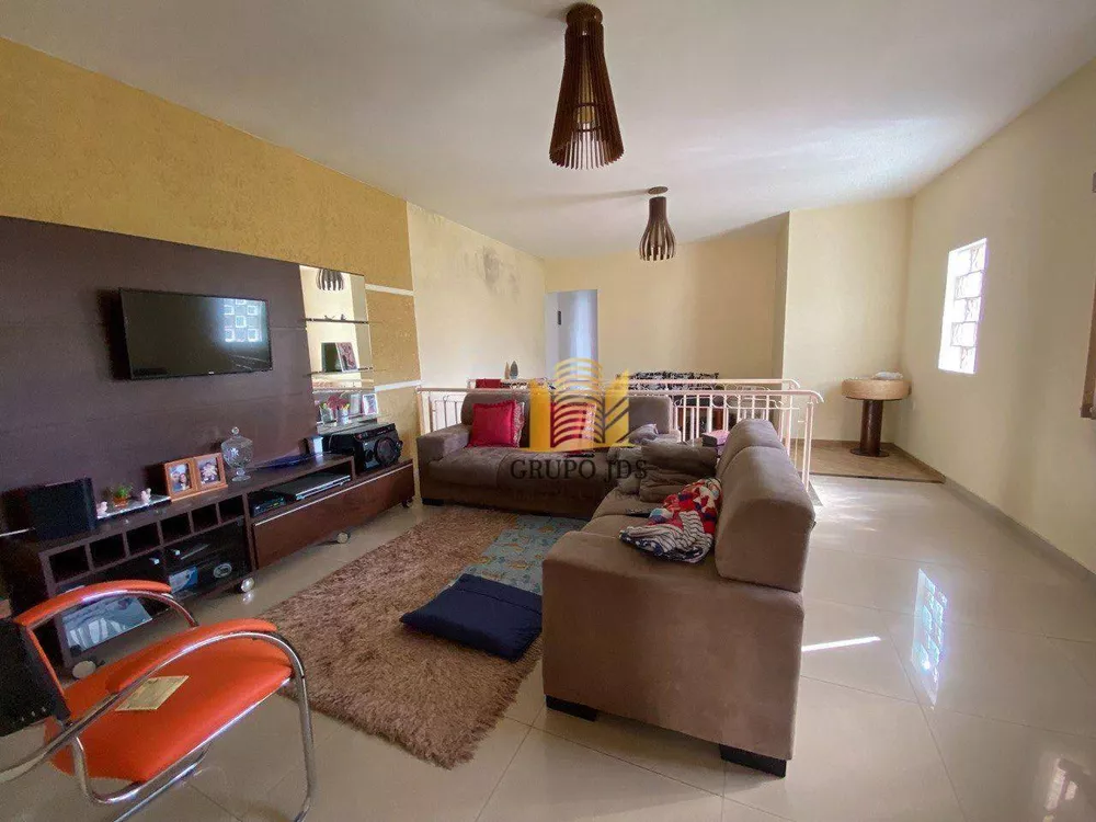 Casa, 2 quartos, 195 m² - Foto 2