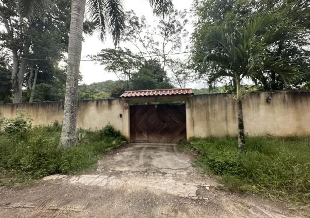 Casa, 3 quartos, 1525 m² - Foto 1