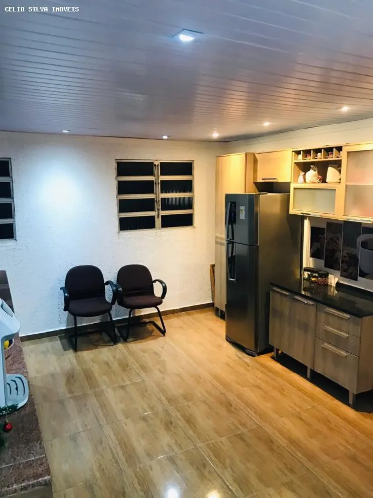 Casa, 4 quartos, 220 m² - Foto 2