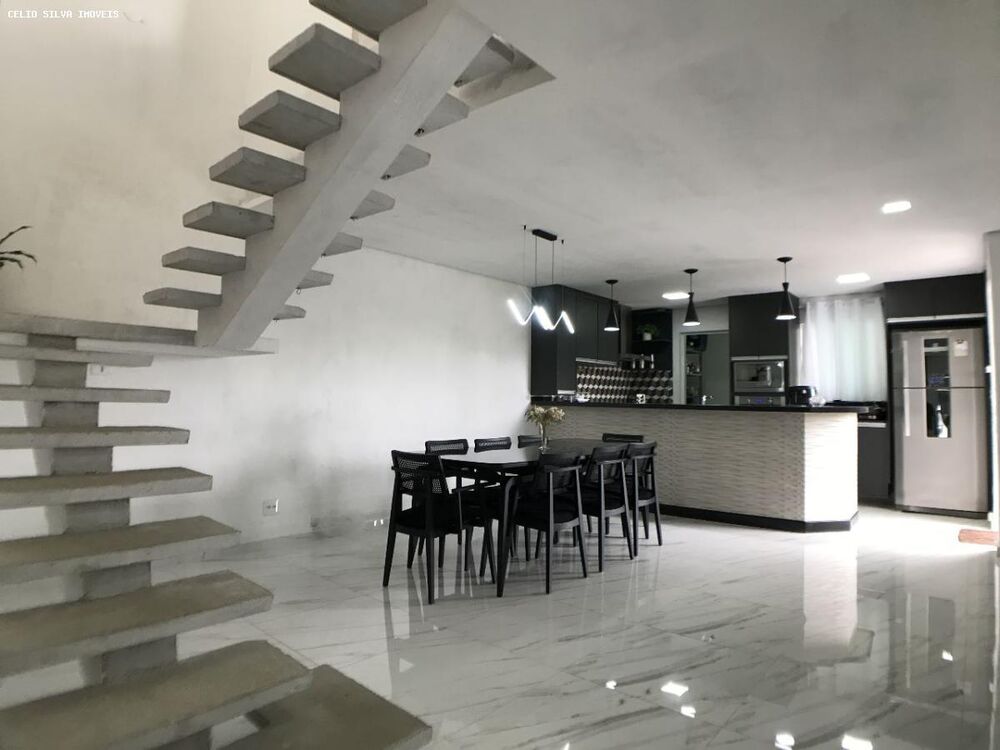 Sobrado, 3 quartos, 200 m² - Foto 4