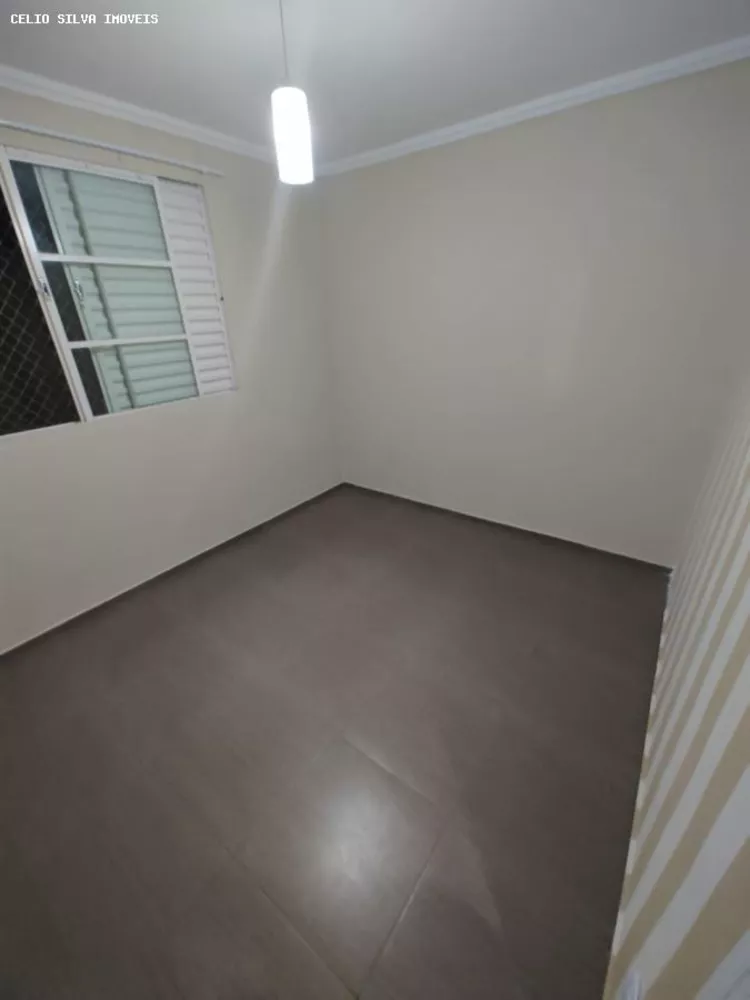 Apartamento à venda com 2 quartos, 62m² - Foto 2