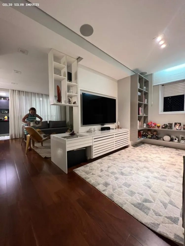 Apartamento, 3 quartos, 156 m² - Foto 1
