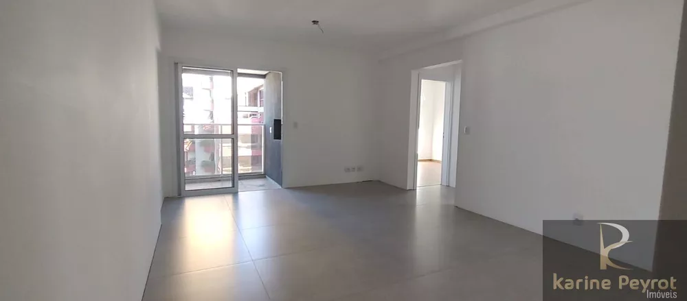 Apartamento à venda com 2 quartos, 78m² - Foto 1