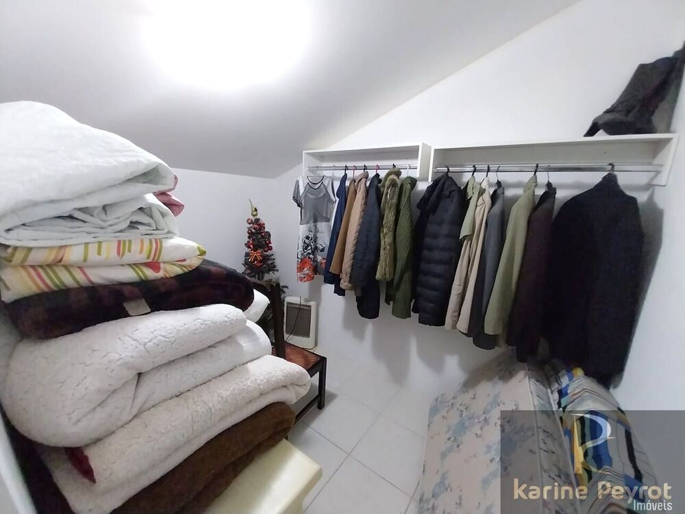 Casa à venda com 4 quartos, 252m² - Foto 18