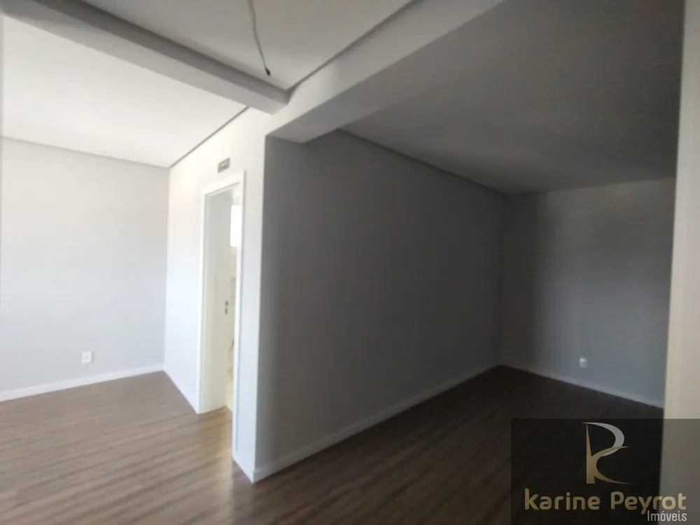 Apartamento, 3 quartos, 329 m² - Foto 2