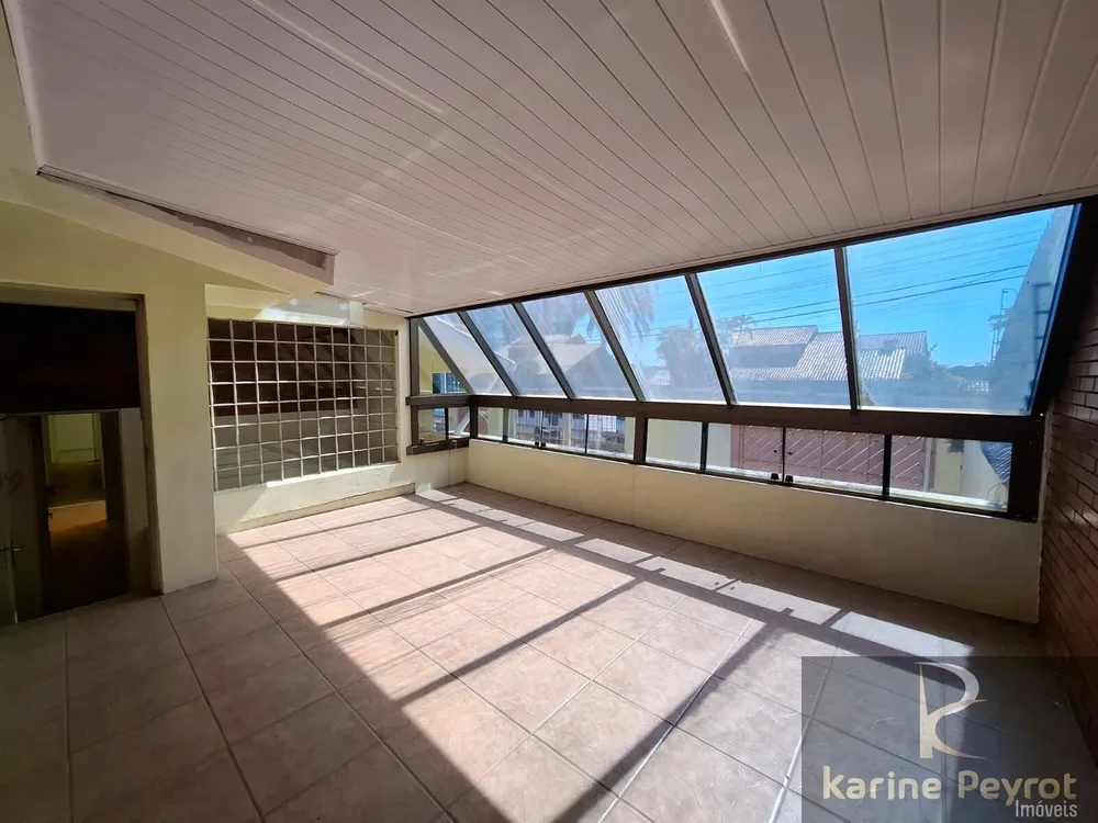 Casa, 4 quartos, 200 m² - Foto 2
