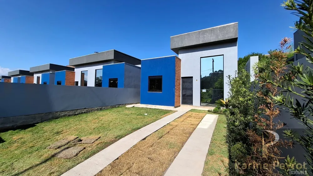 Casa, 3 quartos, 58 m² - Foto 1
