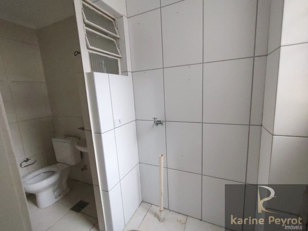 Apartamento para alugar com 2 quartos, 65m² - Foto 6