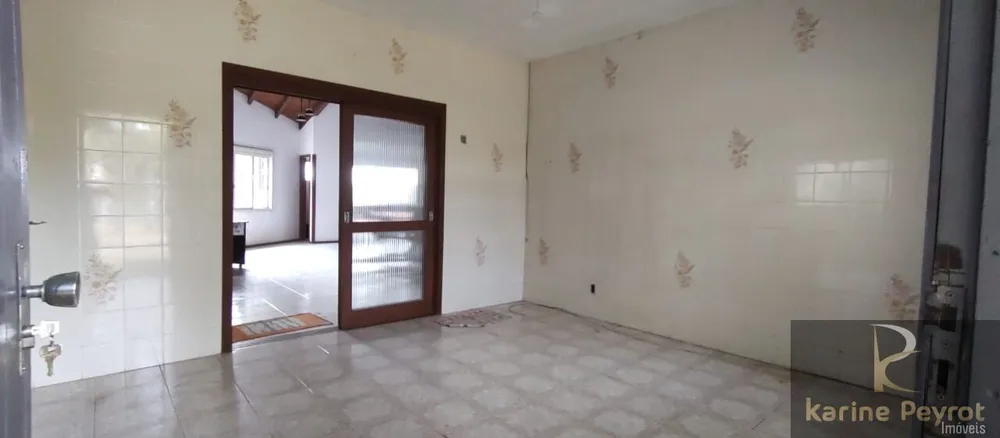 Casa, 3 quartos, 300 m² - Foto 3