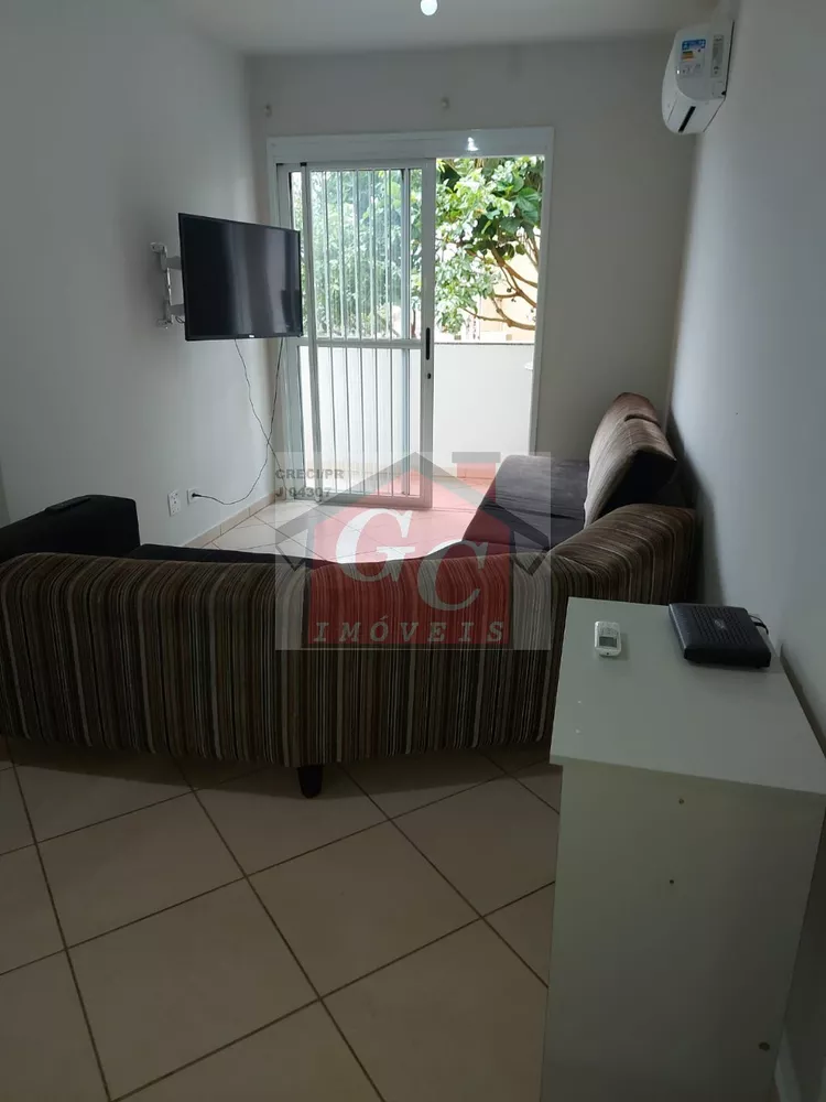 Apartamento para alugar com 3 quartos, 80m² - Foto 2