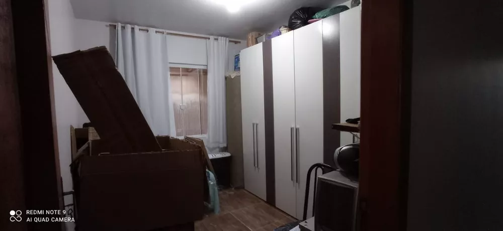 Casa à venda com 3 quartos - Foto 4