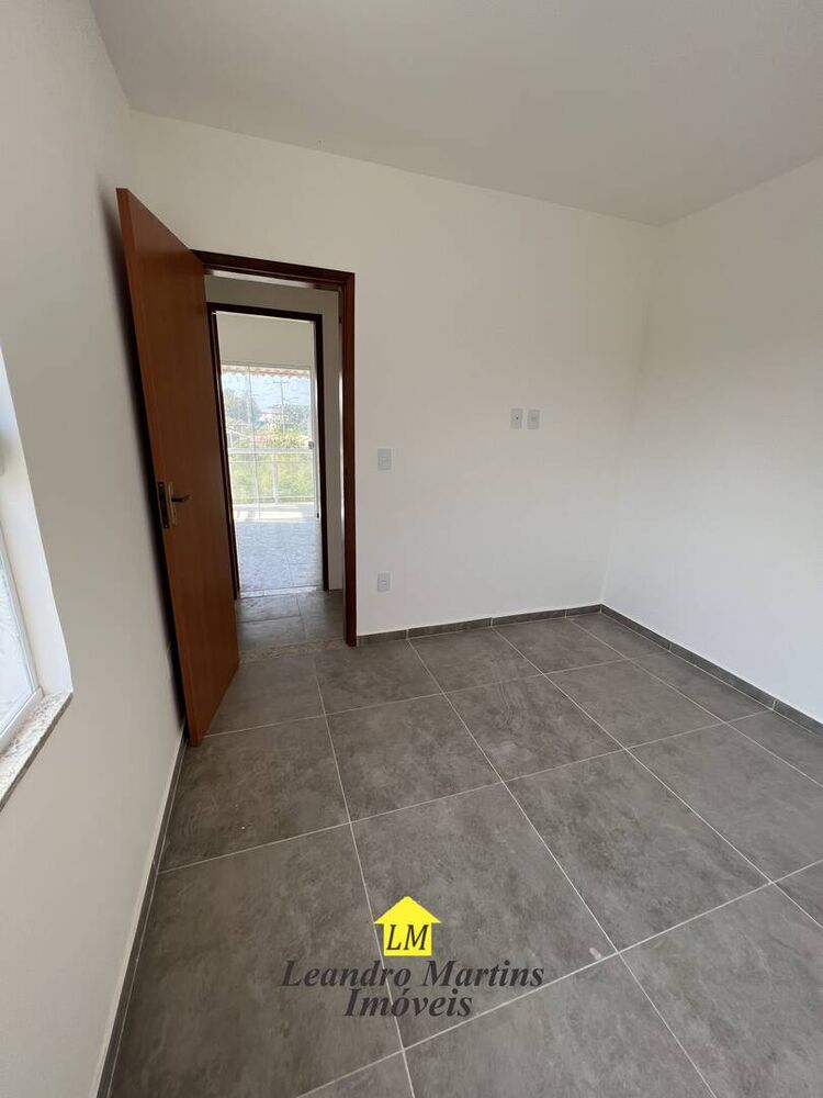 Casa à venda com 2 quartos, 100m² - Foto 8