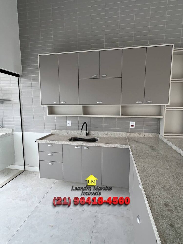 Casa à venda com 4 quartos, 360m² - Foto 1